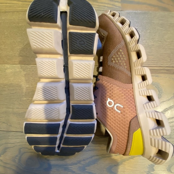 On Running “Cloud X” Women’s Running Training Sneakers SZ: 6.5 US - Picture 7 of 7